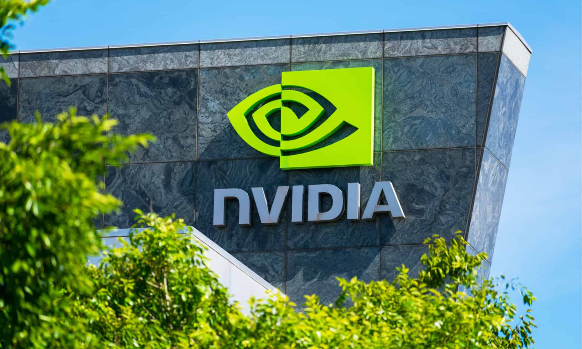 AI芯片王者跌15%，但四大科技巨头仍重金押注！Nvidia是短期回调还是长期抄底良机？